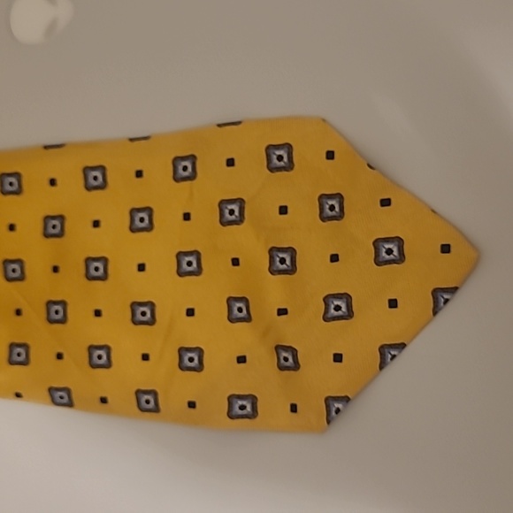 Men's tie - Picture 1 of 3